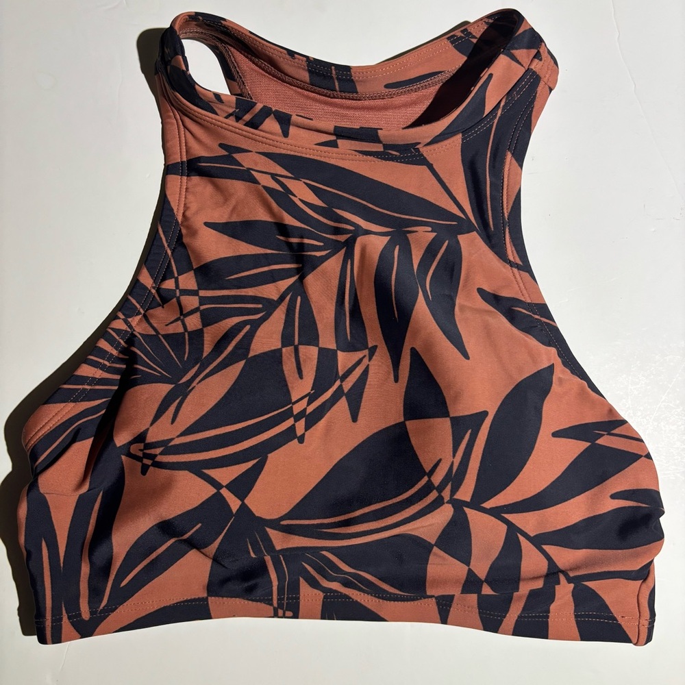 NWOT Women’s All in Motion Swim Top